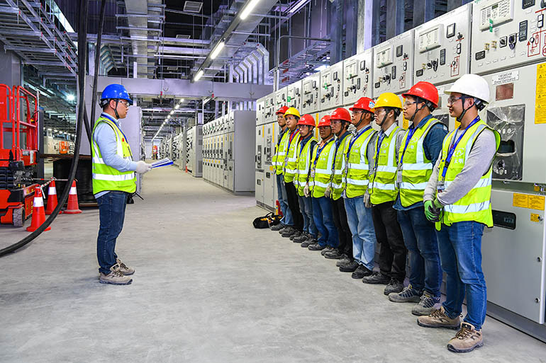 广州富士康超视堺（康宁项目）电气安装工程32X1600KVA高压配电工程